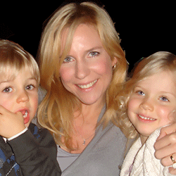 Janneke Bakker is getrouwd en moeder van Nina (4) en Luc (2). Ze schrijft over opmerkelijke gebeurtenissen die ze als moeder meemaakt. - jb-4_2
